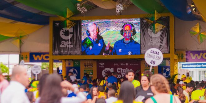 Telão da Prefeitura transmite jogos da Copa ao vivo na Boca