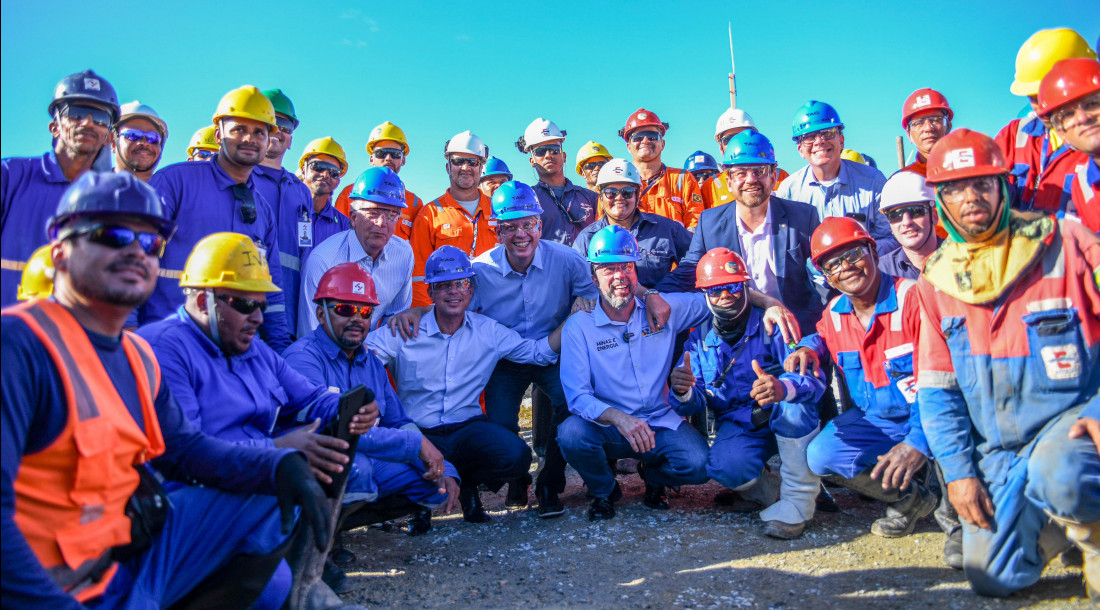 Governador Fábio Mitidieri e ministros visitam obra de conexão do terminal de GNL da Eneva à malha de transporte da TAG