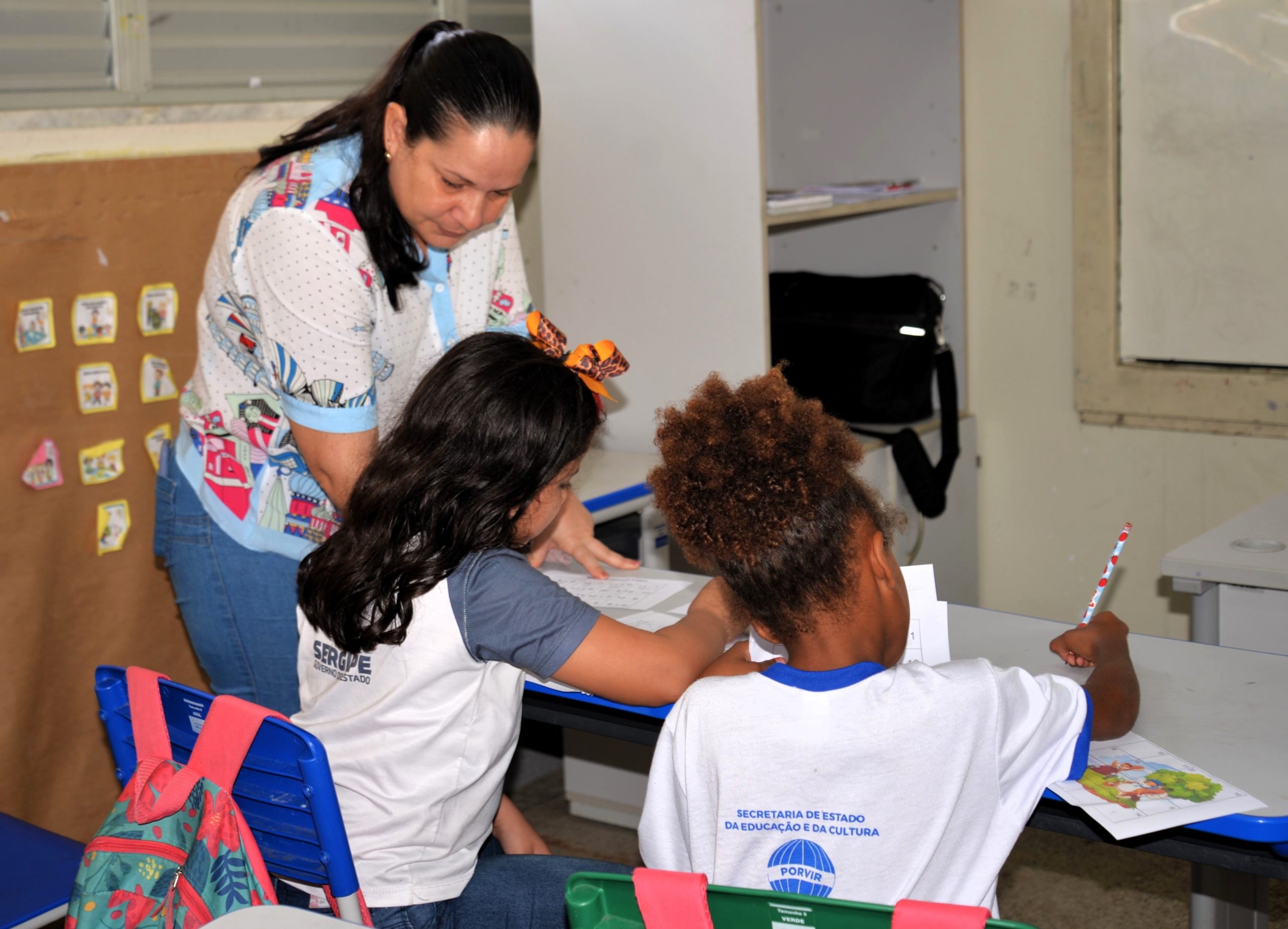 Governo de Sergipe trabalha e avança na política de valorização dos professores