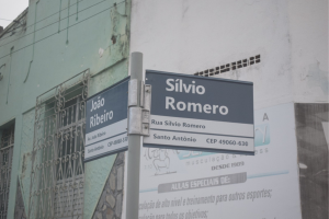 A avenida João Ribeiro e a rua Sílvio Romero